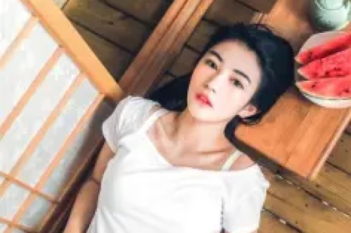知名男明星承认婚内出轨后首次公开露面
