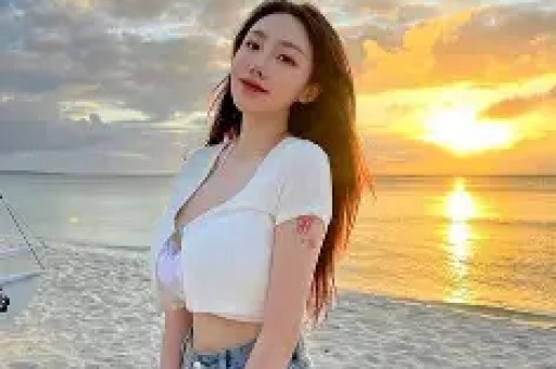 演员张延在剧组意外怀孕现在女儿比她还漂亮