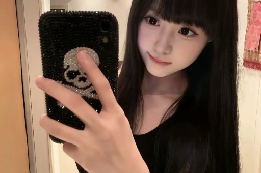 网传4个瓜已婚男星出轨、肌肉男星20万包夜男明星人人自危